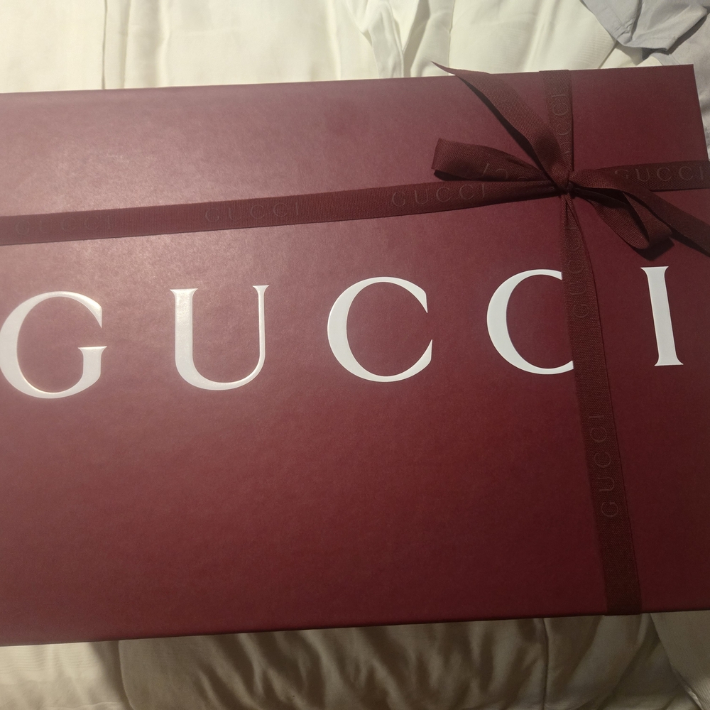 Gucci Burgundy Sneaker Box